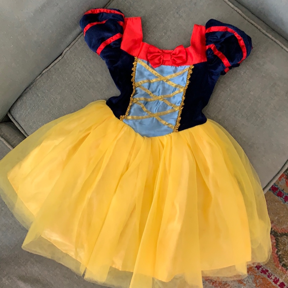 Snow White Dress